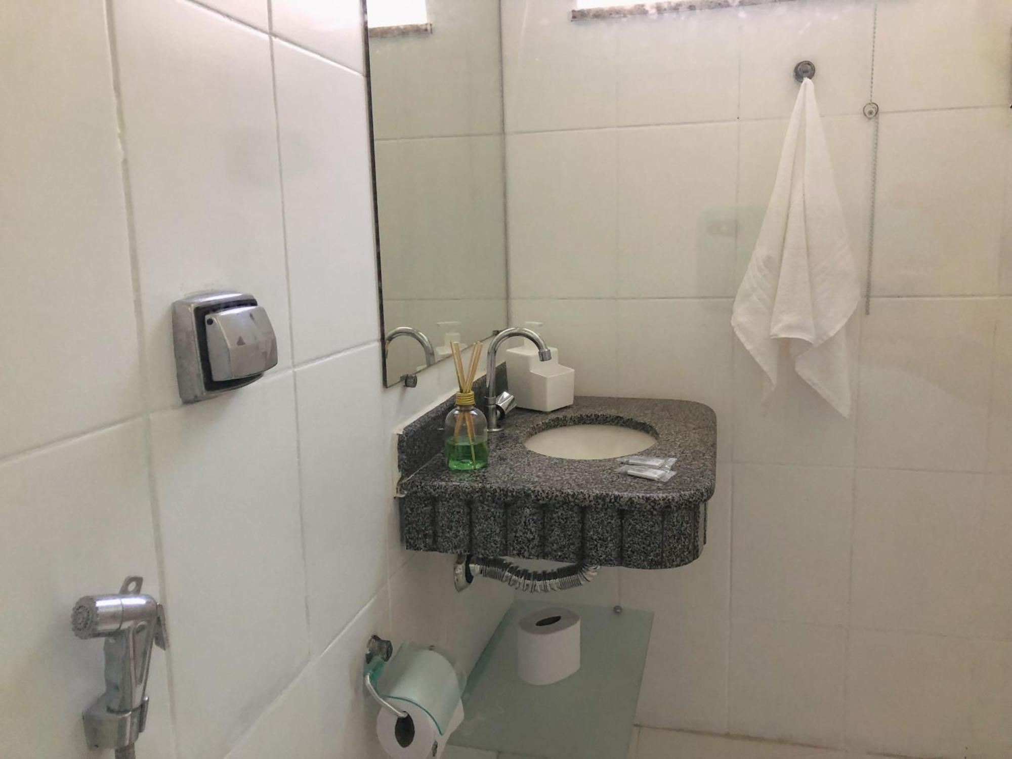Kalug - Suite Casal Independente Em Guest House Ilhéus Екстериор снимка